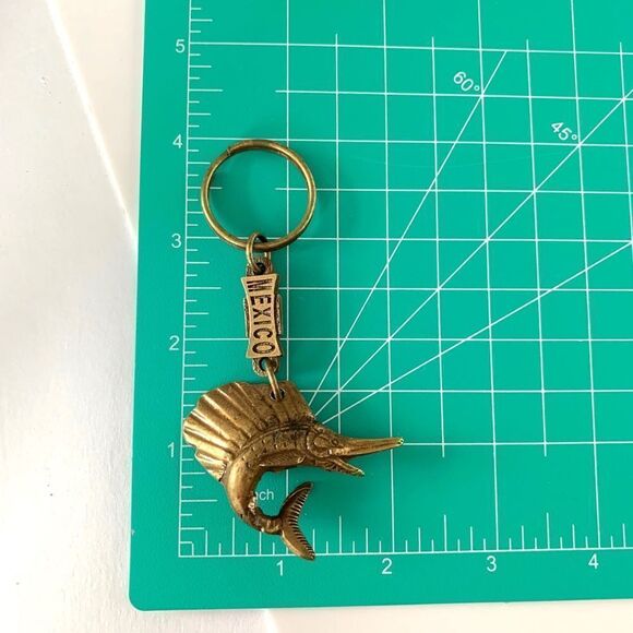 Vintage Mexico Sailfish Keychain - Picture 3 of 4